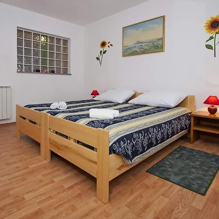 Apartment With A Parking Space - 22528