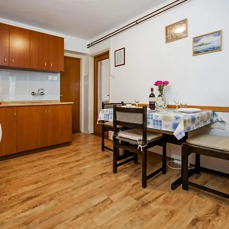 With Parking Space - 22528 Appartement