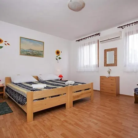 With Parking Space - 22528 Апартаменты