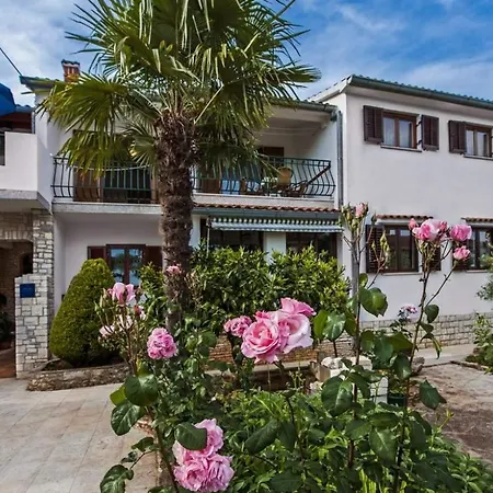 With Parking Space - 22528 Appartement Rovinj
